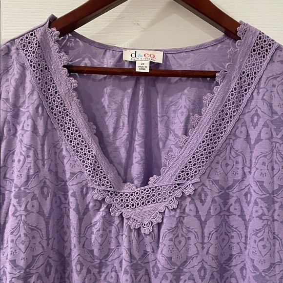 Denim&Co Purple Patterned Blouse with Lace Detail - Picture 3 of 5